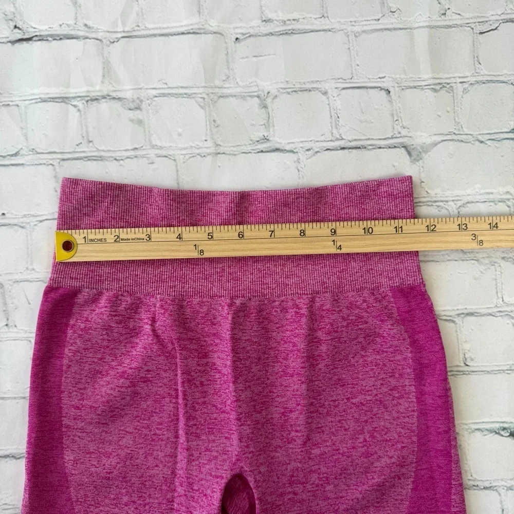 Pink Victoria’s Secret Ombre Pink Active Leggings Size S